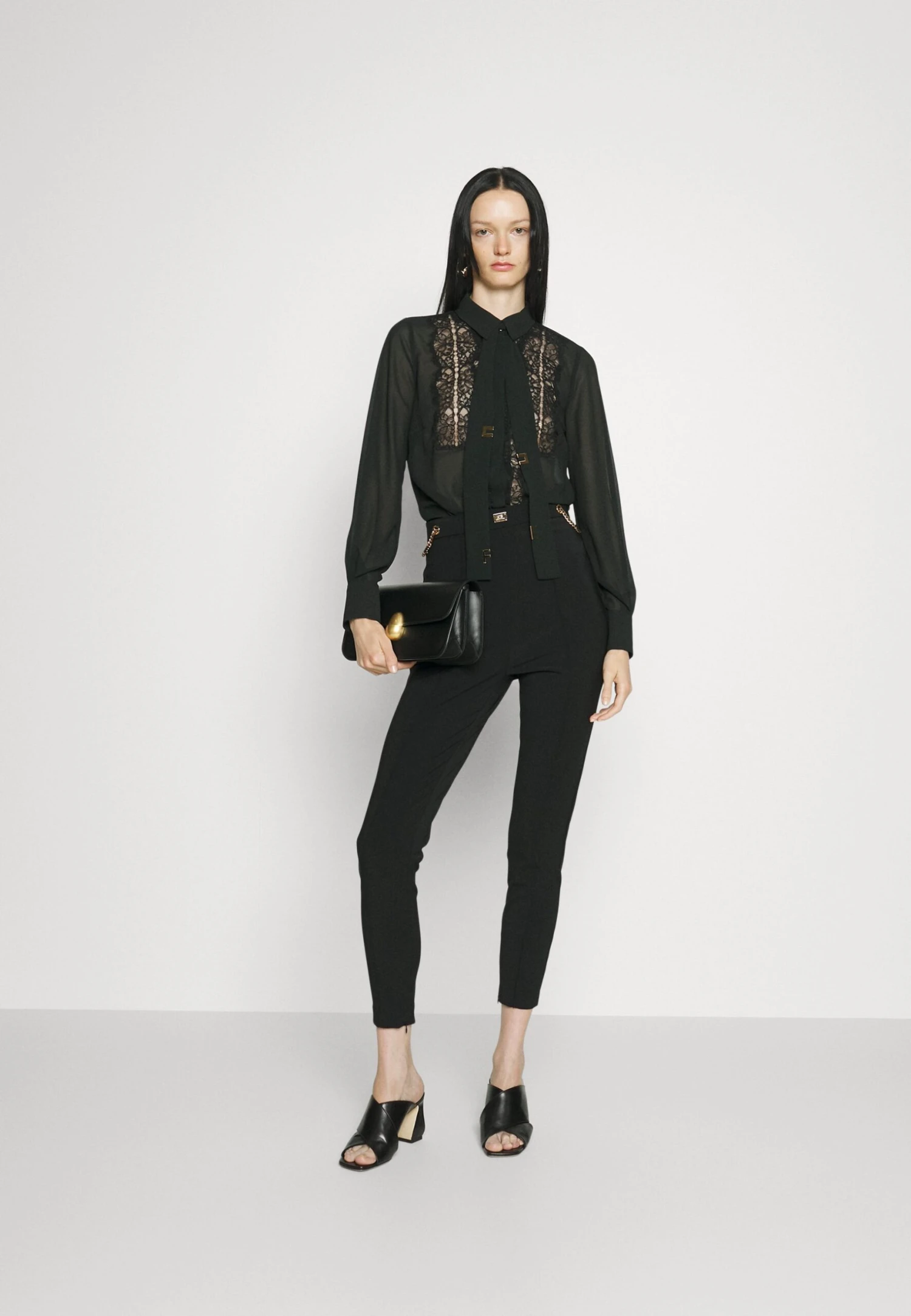 Elisabetta Franchi Womens BlouseCamicettaNero Donna Camicie E Bluse EF121E08Q-Q11 2 Elisabetta Franchi Womens BlouseCamicettaNero Donna Camicie E Bluse EF121E08Q-Q11 - immagine 2