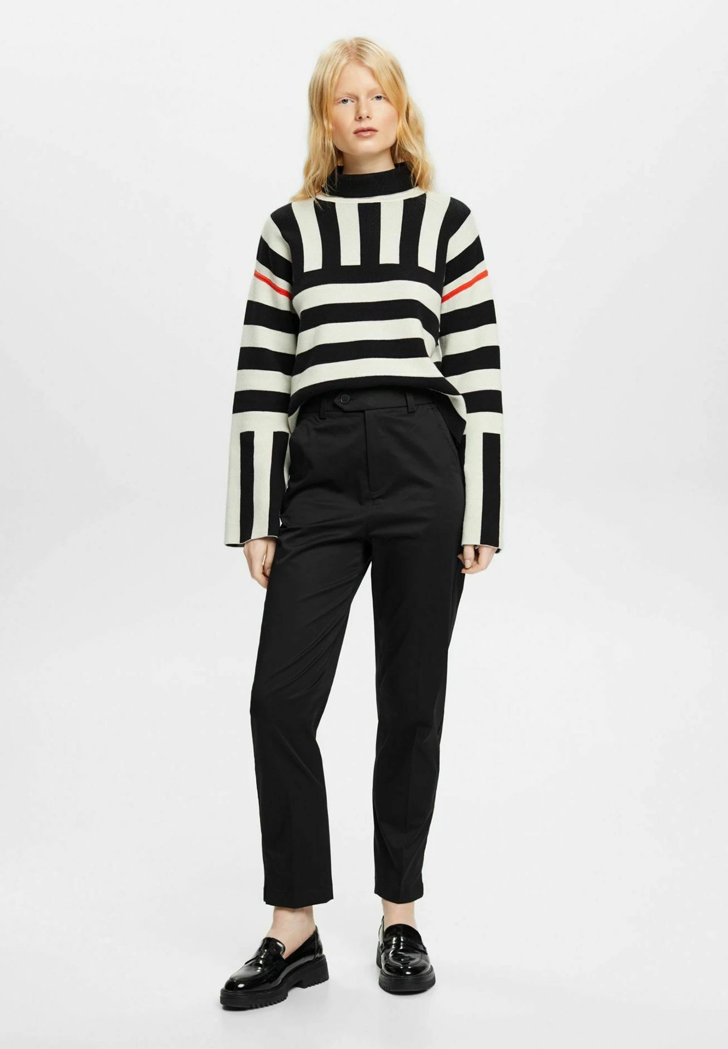 ESPRIT ChinoBlack Donna Pantaloni ES121A137-Q11 2 ESPRIT ChinoBlack Donna Pantaloni ES121A137-Q11 - immagine 2