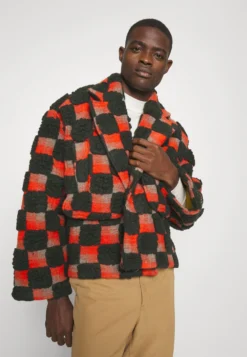 Henrik Vibskov Big Bag Jacket UnisexGiacca In PileGreen/Orange Donna Felpe HEN21000J-H11 -Vendite Next 94f112c2055f4aeca7d115b6110afffa scaled