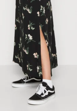 Vero Moda Vmeasy Maxi SkirtGonna LungaBlack/Ann Donna Gonne VE121B0YV-Q11 -Vendite Next 95346bee367d4250affcf8c69aa9ef83 scaled