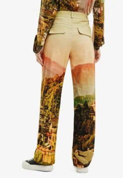 Desigual M Christian Lacroix Straight LandscapePantaloniMulti Coloured Donna Pantaloni DE121A0BR-T11 -Vendite Next 95441976914a4cfd820e2d8581e52248