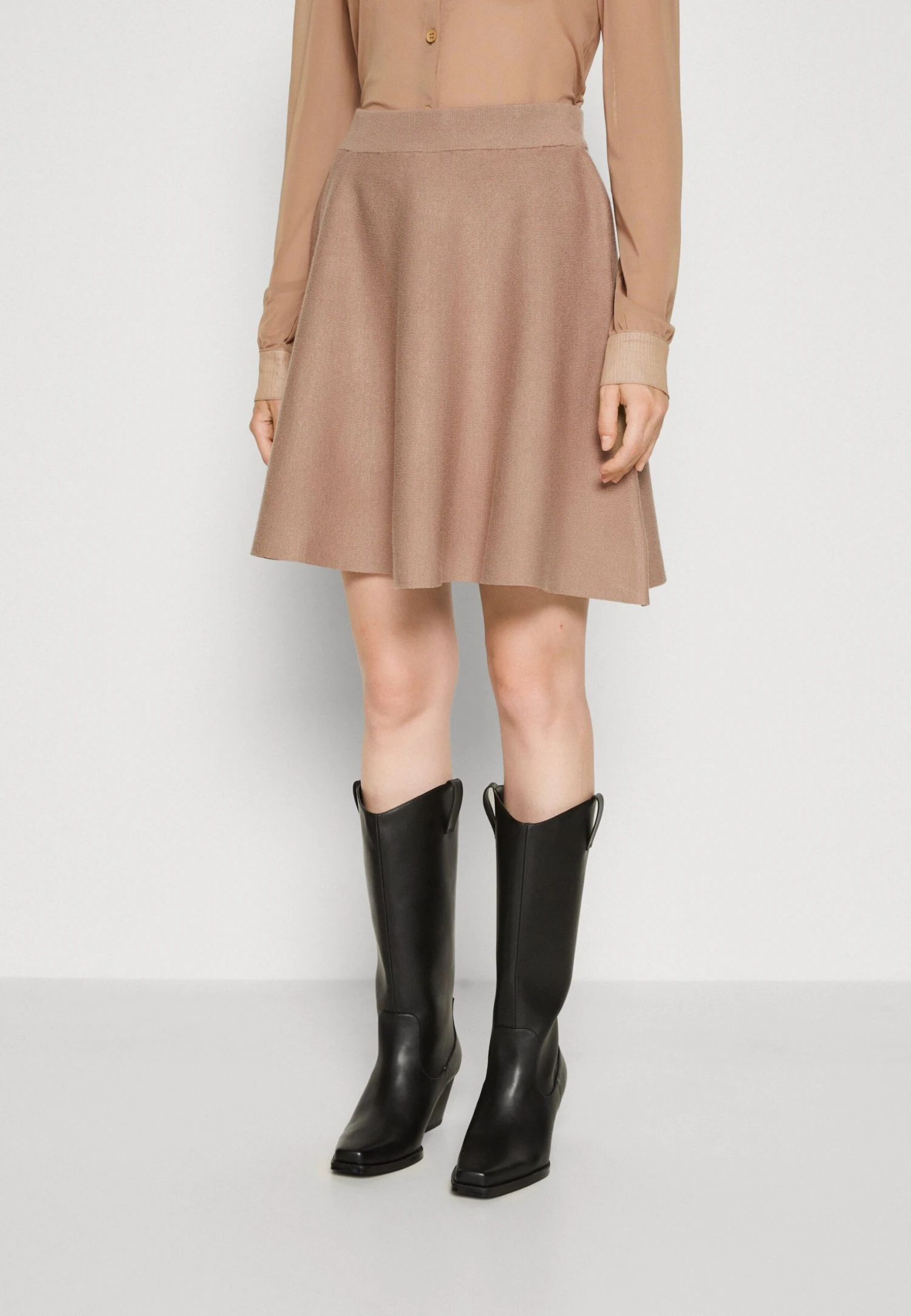 YAS Fonny Hw Noos - Gonna A Campana - Fungi 1 YAS Fonny Hw Noos - Gonna A Campana - Fungi