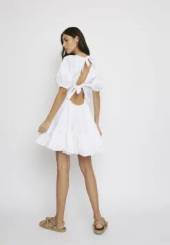 Glamorous Open Back MiniVestito EstivoWhite Donna Vestiti GL921C0YX-A11 -Vendite Next 96817cd4fdff446f921d4c9537804e3f