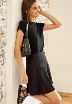 Next Pleated Mini Skirt TallGonna A PiegheBlack Donna Gonne NX321B0P0-Q11 9 Next Pleated Mini Skirt TallGonna A PiegheBlack Donna Gonne NX321B0P0-Q11 -Vendite Next a233a77d2ea249c7ab06eb78d43646b3
