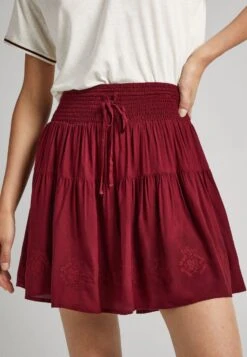 Pepe Jeans FrancinaMinigonnaBurgundy Donna Gonne PE121B0BF-G11 7 Pepe Jeans FrancinaMinigonnaBurgundy Donna Gonne PE121B0BF-G11 -Vendite Next a31ce32a13414170b3ad5196eb69b09c