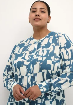 Jadan Amber PrintedCamiciaLegion Blue Graphic Print Donna Camicie E Bluse KAN21E0CP-K11 -Vendite Next a4b096f83c034a29ba66fb8b55f58df4 scaled