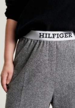 Pull-On LogoPantaloniMed Heather Grey Donna Pantaloni TOY21A01E-C11 8 Pull-On LogoPantaloniMed Heather Grey Donna Pantaloni TOY21A01E-C11 -Vendite Next a5b87434c32b4c0f84d2af0834714638