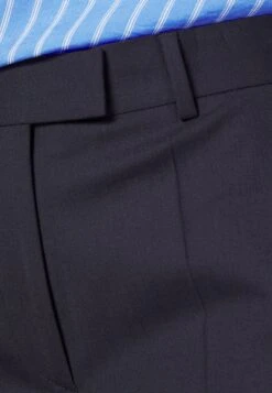 Tiger Of Sweden CrioPantaloniNavy Blue Donna Pantaloni TI521A058-K11 -Vendite Next a670983f5e2641d789116b48c8547885