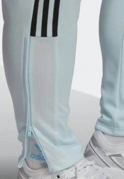 ADIDAS PERFORMANCE Tiro Pantaloni SportiviAlmost Blue/Shadow Maroon Donna Pantaloni AD541E21K-K11 -Vendite Next a91dca3dc4564bfebc4820ee9ba12358