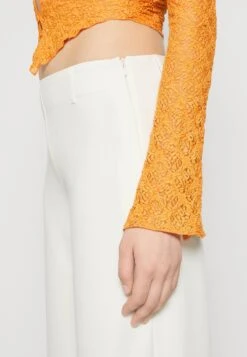 Gina Tricot Trousers - Pantaloni - Tofu 11 Gina Tricot Trousers - Pantaloni - Tofu -Vendite Next a925ae84f75d4da0a81d37f8698e3839