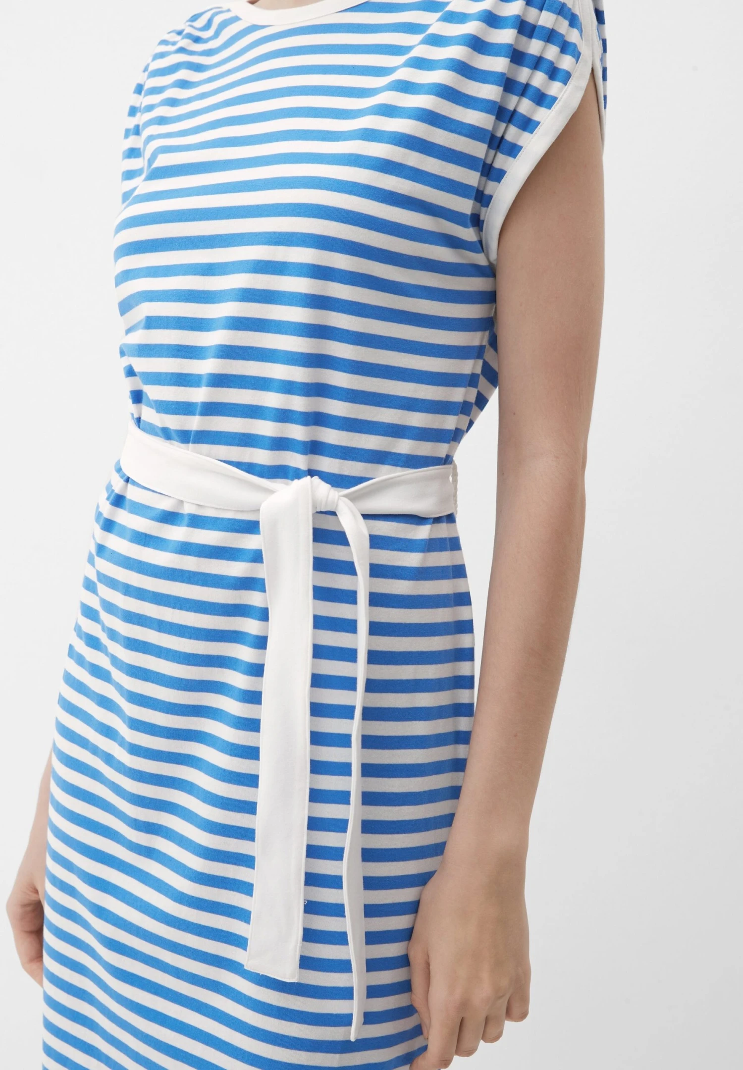 S.Oliver Vestito Di MaglinaRoyalblau Donna Vestiti SO221C1AU-K11 4 S.Oliver Vestito Di MaglinaRoyalblau Donna Vestiti SO221C1AU-K11 - immagine 4