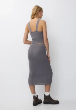 PULL & BEAR Midi- Gonna A Tubino - Dark Grey -Vendite Next b49e6a4e1ccc4ce984dc2d5e440b9316 scaled