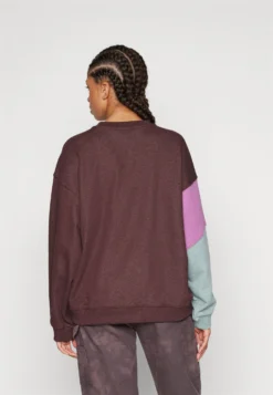 Roxy Happy DaizeFelpaBitter Chocolate Donna Felpe RO521J0DP-O11 11 Roxy Happy DaizeFelpaBitter Chocolate Donna Felpe RO521J0DP-O11 -Vendite Next b5ece3e9daa6467ea30f73f9dcbdeed5 scaled