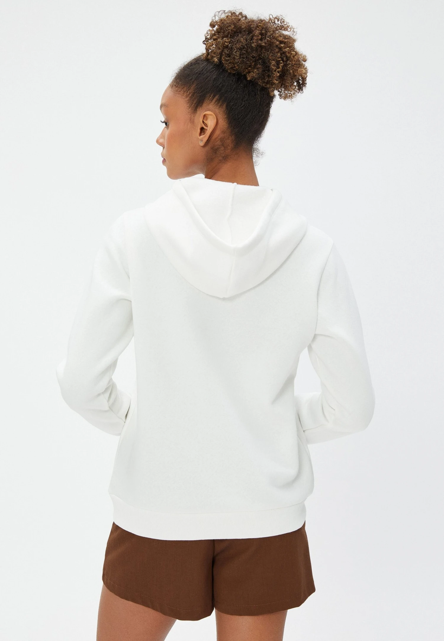 Koton Kangaroo Pocket Detail Cat Embroidered - Felpa Con Cappuccio - Ecru 3 Koton Kangaroo Pocket Detail Cat Embroidered - Felpa Con Cappuccio - Ecru - immagine 3