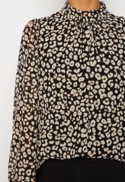 Object Jmila L/S High Neck NoosCamicettaBlack Donna Camicie E Bluse OB121E0M2-Q12 11 Object Jmila L/S High Neck NoosCamicettaBlack Donna Camicie E Bluse OB121E0M2-Q12 -Vendite Next c141e456e2a34c5f8eefe85377218b22