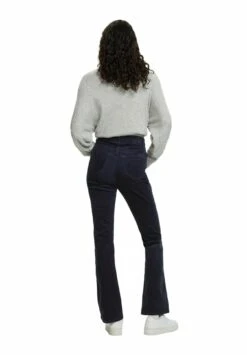 Edc By Esprit Mit -Schnitt Und Hohem BundPantaloniNavy Donna Pantaloni ED121A0NX-K11 16 Edc By Esprit Mit -Schnitt Und Hohem BundPantaloniNavy Donna Pantaloni ED121A0NX-K11 -Vendite Next c1570e84ace74df09ff6c2810031300e