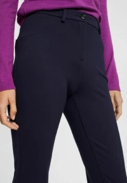 ESPRIT Woven RegularPantaloniNavy Donna Pantaloni ES121A128-K11 12 ESPRIT Woven RegularPantaloniNavy Donna Pantaloni ES121A128-K11 -Vendite Next c1a9a7d90fe64671b3954ed6a3cb3995