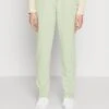 Nike Sportswear Club Pant Pantaloni SportiviHoneydew/White Donna Pantaloni NI121A0KF-M11