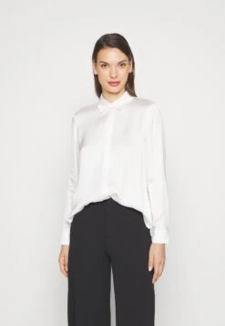 ESPRIT Viscose Sateen BlouseCamiciaOff White Donna Camicie E Bluse ES121E1SO-A11 10 ESPRIT Viscose Sateen BlouseCamiciaOff White Donna Camicie E Bluse ES121E1SO-A11 -Vendite Next c9cbb7d509f84c91abad4360865cb3d7