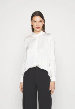 ESPRIT Viscose Sateen BlouseCamiciaOff White Donna Camicie E Bluse ES121E1SO-A11 -Vendite Next c9cbb7d509f84c91abad4360865cb3d7 scaled