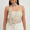 NA-KD Mit Schal-Detail - Top - Flower Melange