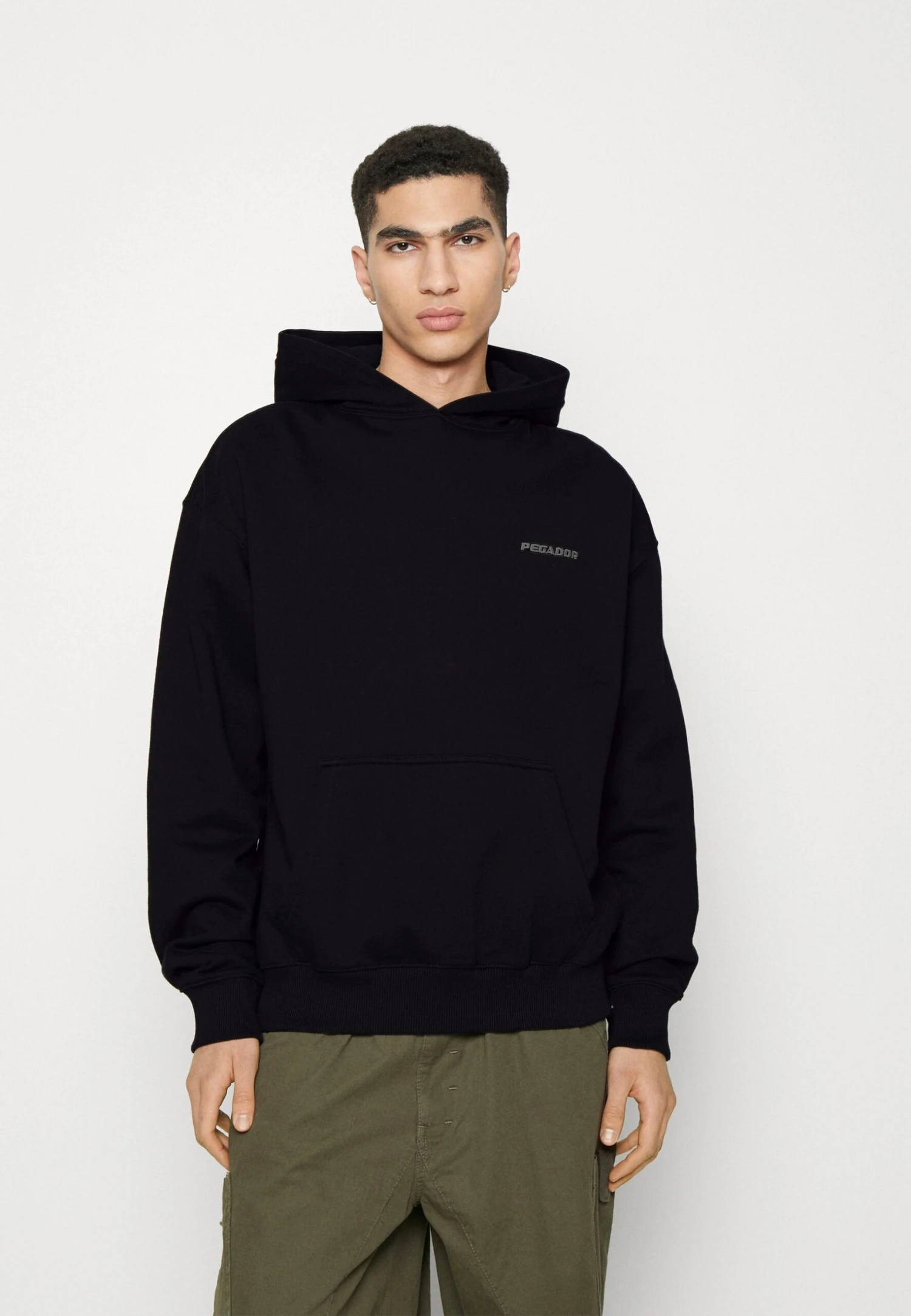 Pegador Logo Oversized Hoodie UnisexFelpaBlack Donna Felpe PEP21003D-Q13 1 Pegador Logo Oversized Hoodie UnisexFelpaBlack Donna Felpe PEP21003D-Q13