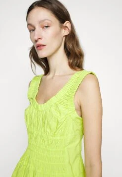 Gathered TankCamicettaGreen Apple Donna T-shirt E Top P1Y21E00L-M11 15 Gathered TankCamicettaGreen Apple Donna T-shirt E Top P1Y21E00L-M11 -Vendite Next d7e2f03ad1e24eaf99db6304a30b287d