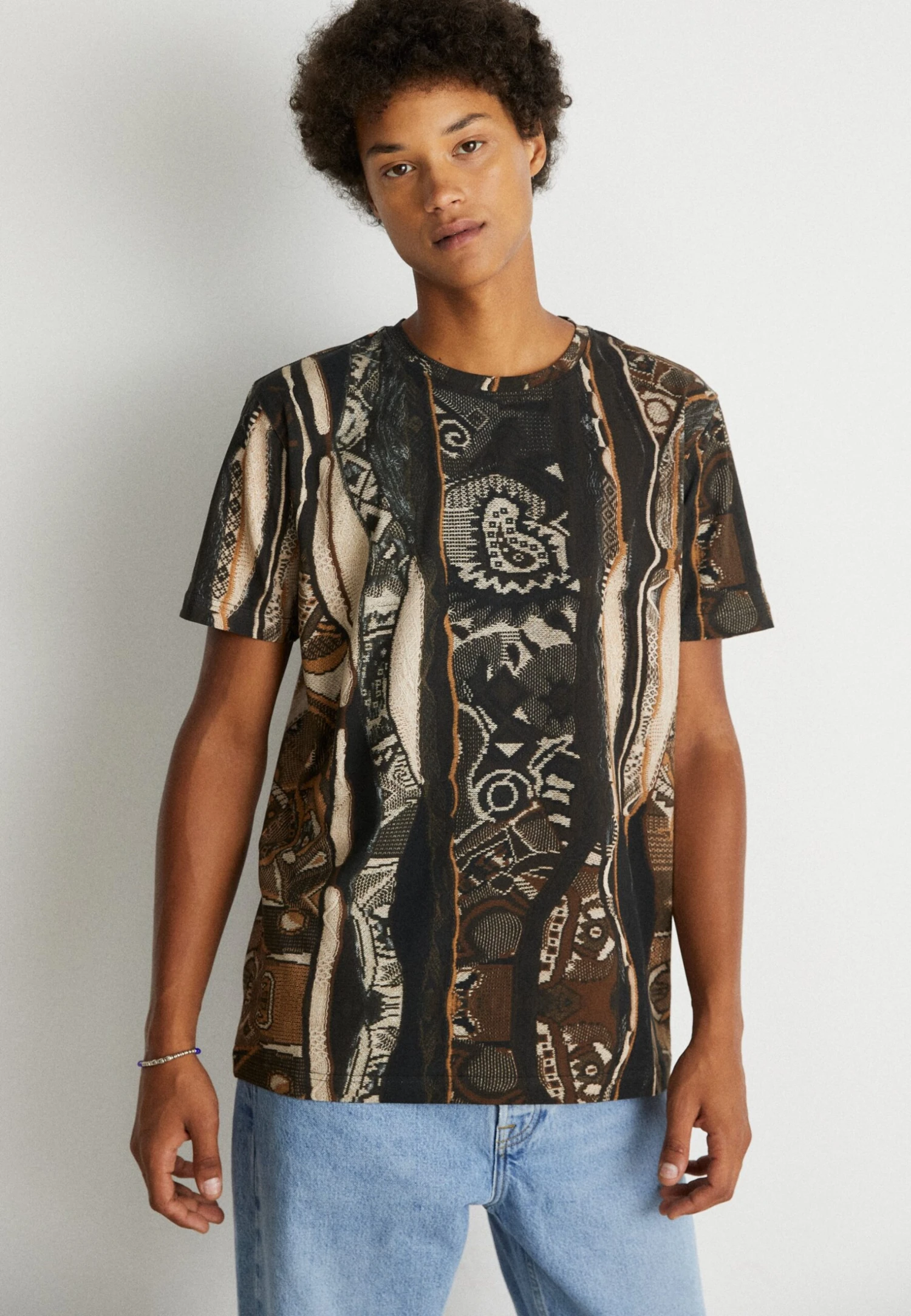 CARLO COLUCCI UnisexT-Shirt Con StampaBrown/Black/Offwhite Donna T-shirt E Top CAP21007W-Q11 1 CARLO COLUCCI UnisexT-Shirt Con StampaBrown/Black/Offwhite Donna T-shirt E Top CAP21007W-Q11