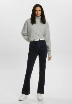 Edc By Esprit Mit -Schnitt Und Hohem BundPantaloniNavy Donna Pantaloni ED121A0NX-K11 14 Edc By Esprit Mit -Schnitt Und Hohem BundPantaloniNavy Donna Pantaloni ED121A0NX-K11 -Vendite Next e0dd03373c264d939e462e35b25f2a78