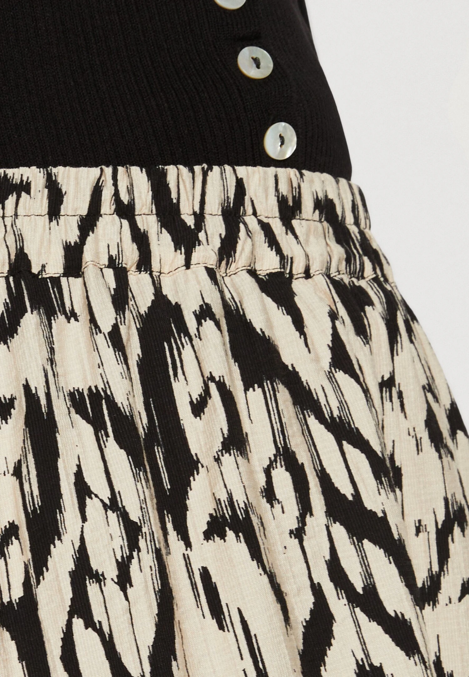 MOSS COPENHAGEN Vlora Skirt - Gonna A Campana - Cement Stroke 6 MOSS COPENHAGEN Vlora Skirt - Gonna A Campana - Cement Stroke - immagine 6