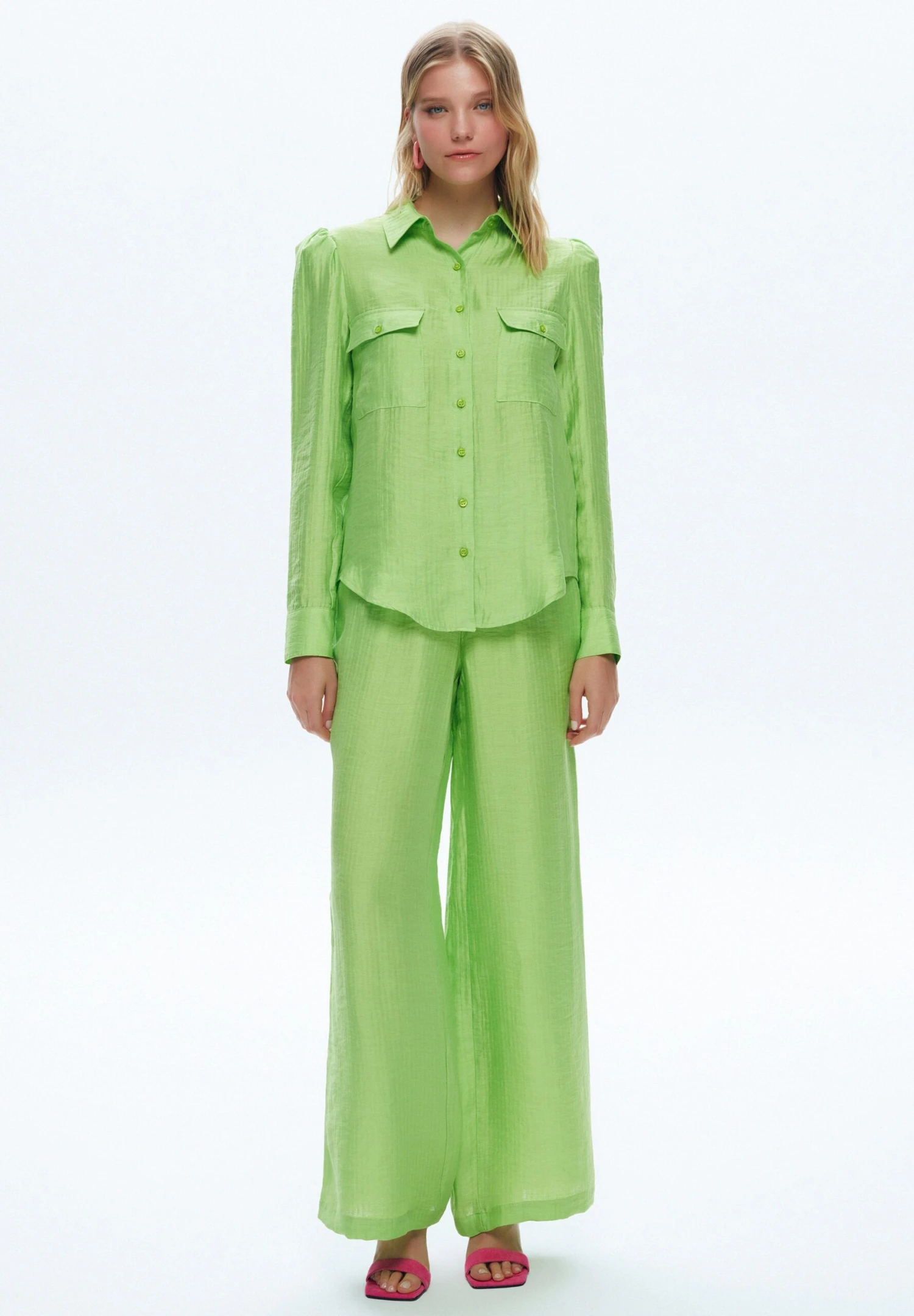 SherlyCamiciaNeon Green Donna Camicie E Bluse ADK21E03W-M11 2 SherlyCamiciaNeon Green Donna Camicie E Bluse ADK21E03W-M11 - immagine 2