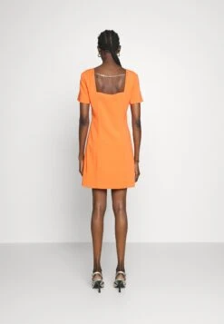 Patrizia Pepe Abito Dress - Tubino - Solar Orange 8 Patrizia Pepe Abito Dress - Tubino - Solar Orange -Vendite Next e3ab4a46824c43f3b2cb01e27c4598ca