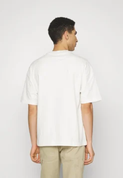 Arcade Tee UnisexT-Shirt Con StampaEcru Donna T-shirt E Top LLL210058-A11 -Vendite Next ed12de5c2adc46c69d1bd9087d0c9fa3 scaled