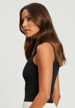 LillieTopBlack Donna T-shirt E Top W1E21D008-Q11 -Vendite Next eeea95eeaed74e8ba1861ffb91d3cdcb