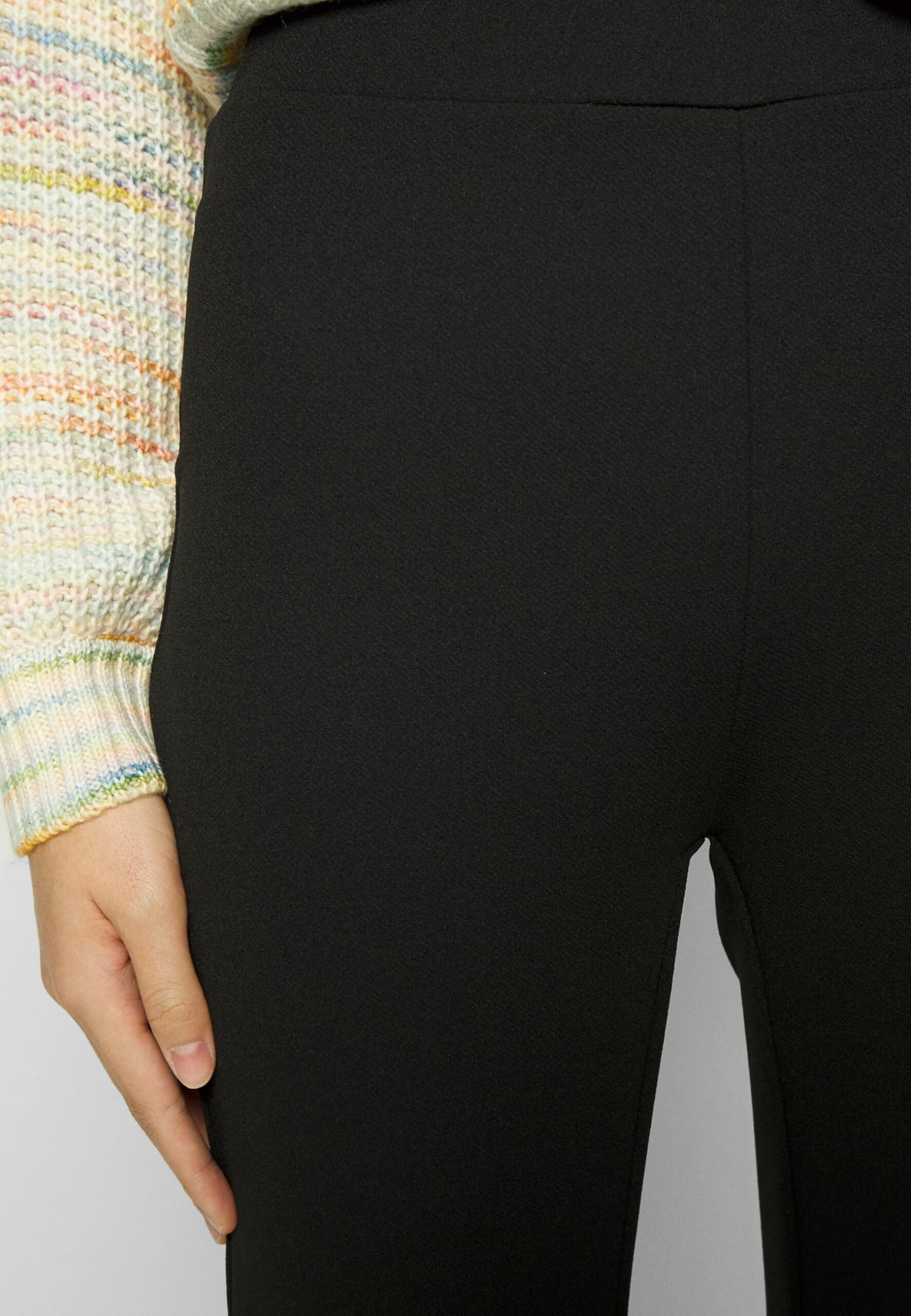 COTTON ON Pull On Flare PantPantaloni SportiviBlack Donna Pantaloni C1Q21A014-Q11 5 COTTON ON Pull On Flare PantPantaloni SportiviBlack Donna Pantaloni C1Q21A014-Q11 - immagine 5