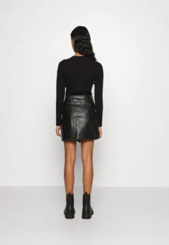 Yascut SkirtMinigonnaBlack Donna Gonne YA521B010-Q11 -Vendite Next f5f506de1f054fd4a2f6cf7328aea2e8 scaled