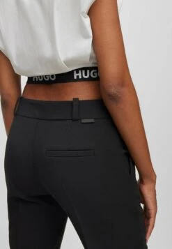 Hugo Hetana - Chino - Black One 9 Hugo Hetana - Chino - Black One -Vendite Next f609aecf9a8a492c964466e22203e286