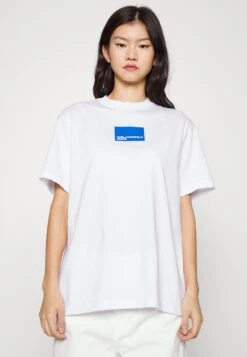 Karl Lagerfeld Jeans Regular Logo TeeT-Shirt Con StampaWhite Donna T-shirt E Top K3W21D00B-A11 9 Karl Lagerfeld Jeans Regular Logo TeeT-Shirt Con StampaWhite Donna T-shirt E Top K3W21D00B-A11 -Vendite Next f927d9869cfb45819475eaa9deb199e5
