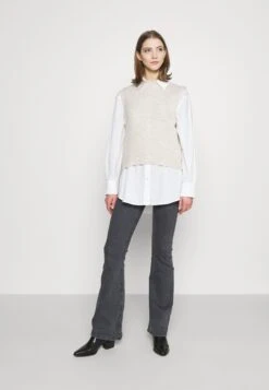 Vero Moda VmolinaTopBirch Melange Donna T-shirt E Top VE121I1MB-B11 7 Vero Moda VmolinaTopBirch Melange Donna T-shirt E Top VE121I1MB-B11 -Vendite Next f95a3e049678462da3d9227d4d647f47