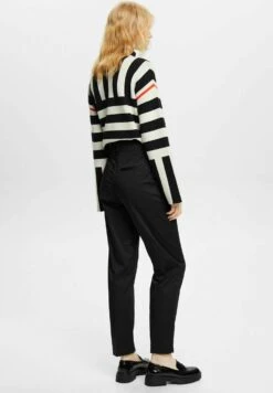 ESPRIT ChinoBlack Donna Pantaloni ES121A137-Q11 9 ESPRIT ChinoBlack Donna Pantaloni ES121A137-Q11 -Vendite Next f9939646e2cf4ed4beb77fd46a84742c