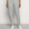 Nike Sportswear Club Pant Pantaloni SportiviGrey Heather/White Donna Pantaloni NI121A0KF-C11
