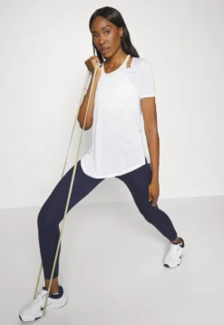 Athleta Breezy Scoop V Neck TeeT-Shirt BasicBright White Donna T-shirt E Top ATI41D01U-C11 -Vendite Next ff1054c7ec6d4bacb44122d28f451db1 scaled